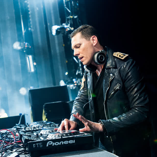 Tiesto/Dzeko/Lena Leon - Halfway There (ShoutSlice)