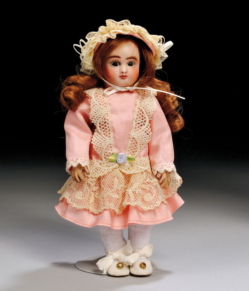 Small Figure C Bisque Head Jules Steiner Bebe, France, c. 1870s (Lot 152, Estimate $3,000-$5,000)