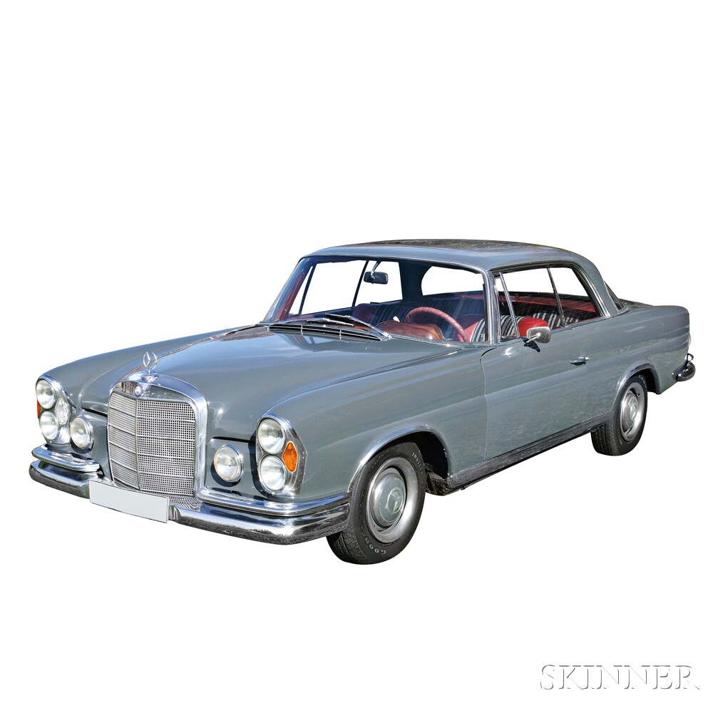 1965 Mercedes 250 Sport Coupe with Sunroof (Lot 9, Estimate $18,000-$20,000)
