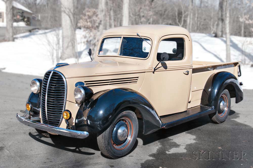 1939 Ford Pickup Truck (Lot 1, Estimate: $12,000-15,000)