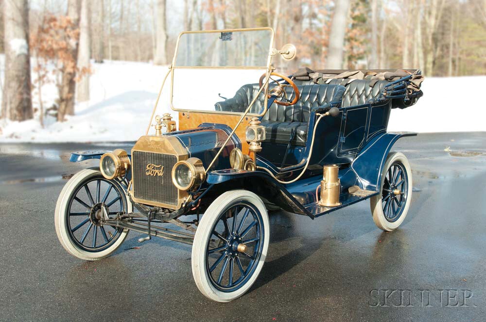 1912 Ford Touring Car (Lot 5, Estimate: $29,500-34,000)