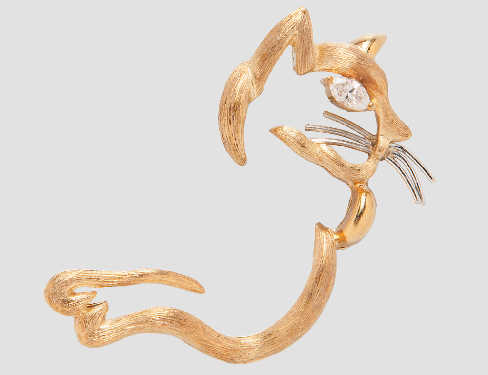 18kt Gold and Diamond Cat Brooch (Estimate $400-600) 18kt Gold and Diamond Cat Brooch (Estimate $400-600)