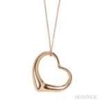 18kt Gold Pendant, Elsa Peretti for Tiffany & Co. (Lot 1191, Estimate: $700-900)