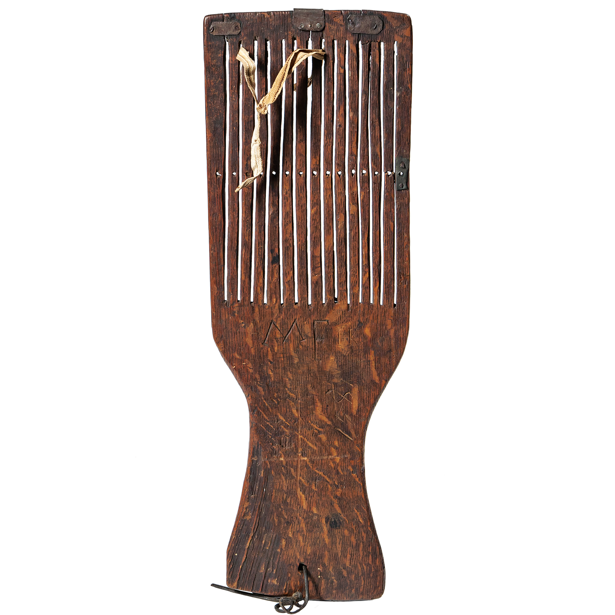 Carved Oak Tape Loom (Lot 1027, Estimate: $300-500)
