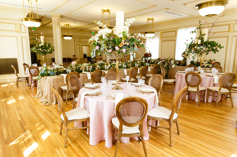 Utah-Wedding-Venue-Thomas-S-Monson-Center-pink-tables