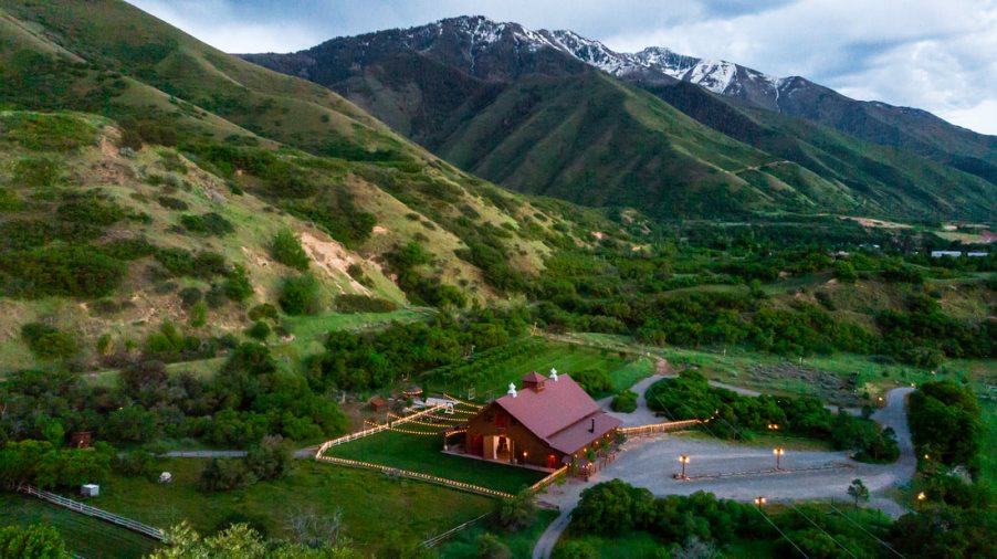 Utah County Wedding Venue Quiet Meadow Farm Salt Lake Bride
