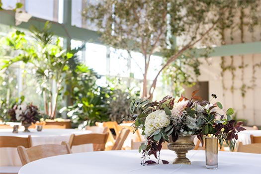 Finding-The-Perfect-Wedding-Reception-Red-Butte-Garden-indoor
