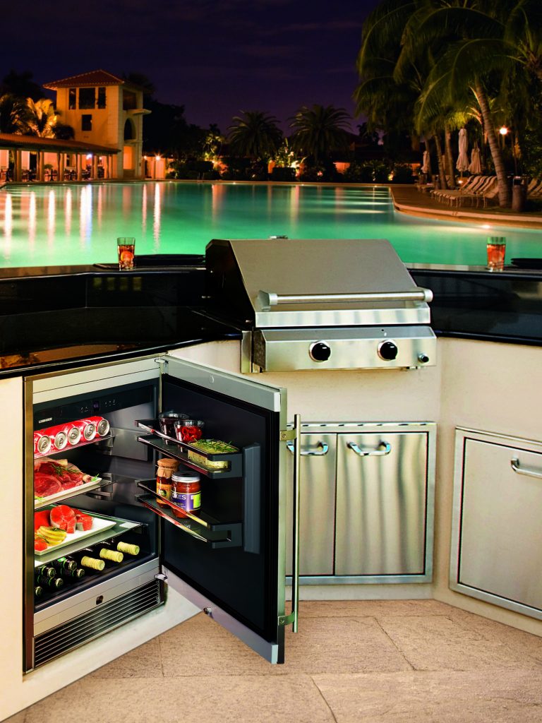 Outdoor Undercounter Refrigerator For Residential Pros