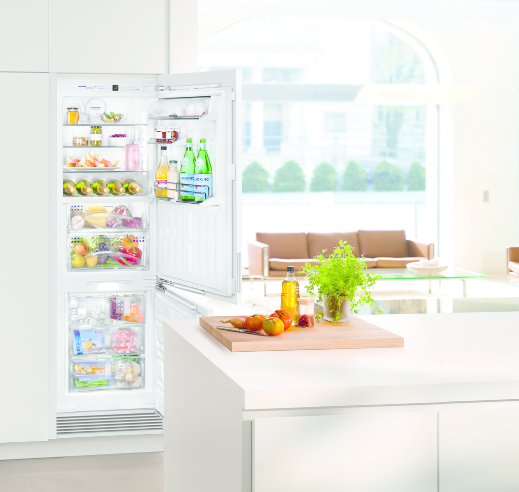 Fully Integrated Refrigerator For Residential Pros
