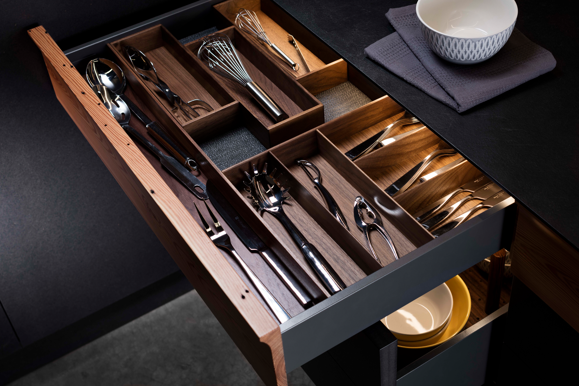 Customizable Cutlery Trays For Residential Pros