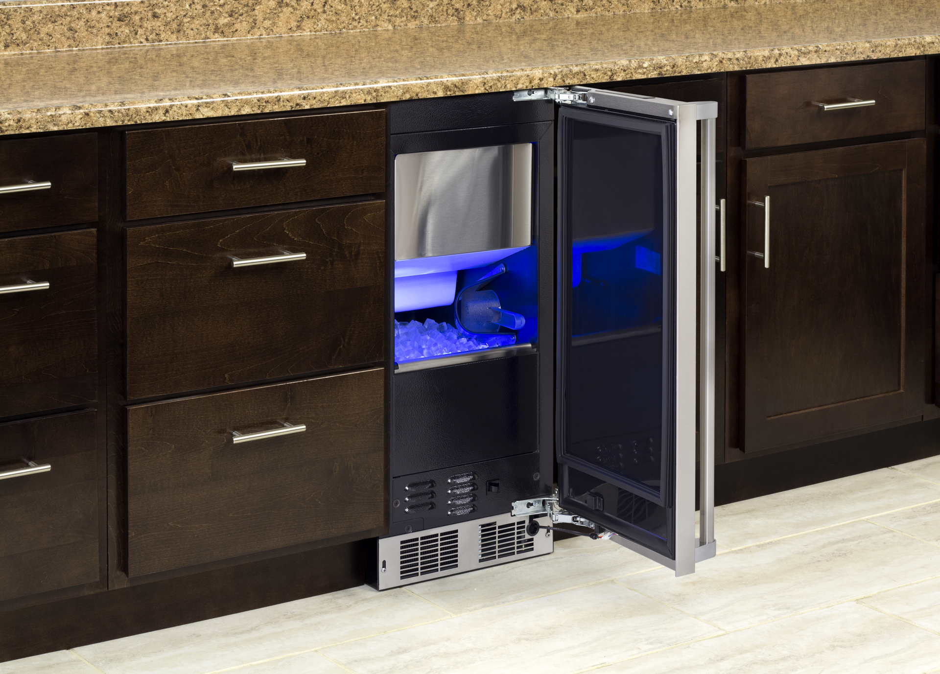 Clear Ice Machine with LED Lighting For Residential Pros