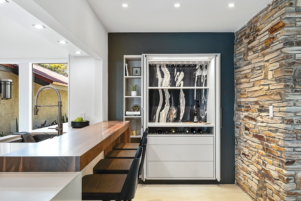 Dramatic-Details-and-Beams-11