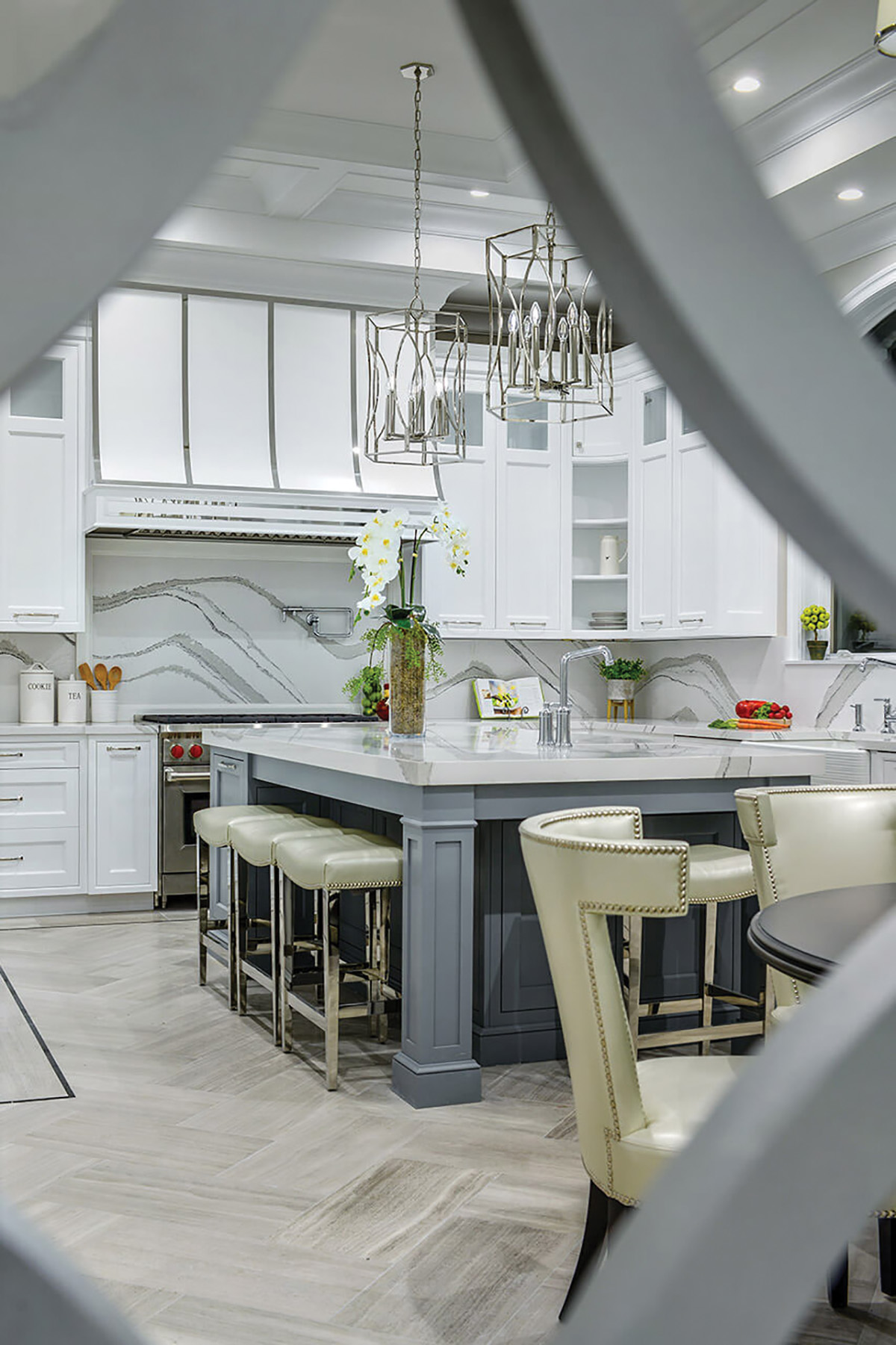 OakLn-Kitchen-4-Vertical