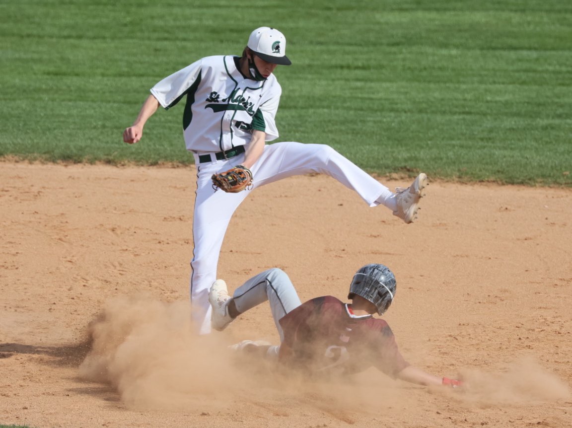 The Saint Mark's Spartans defeat the Hodgson Eagles 19 to 0 ScoreStream
