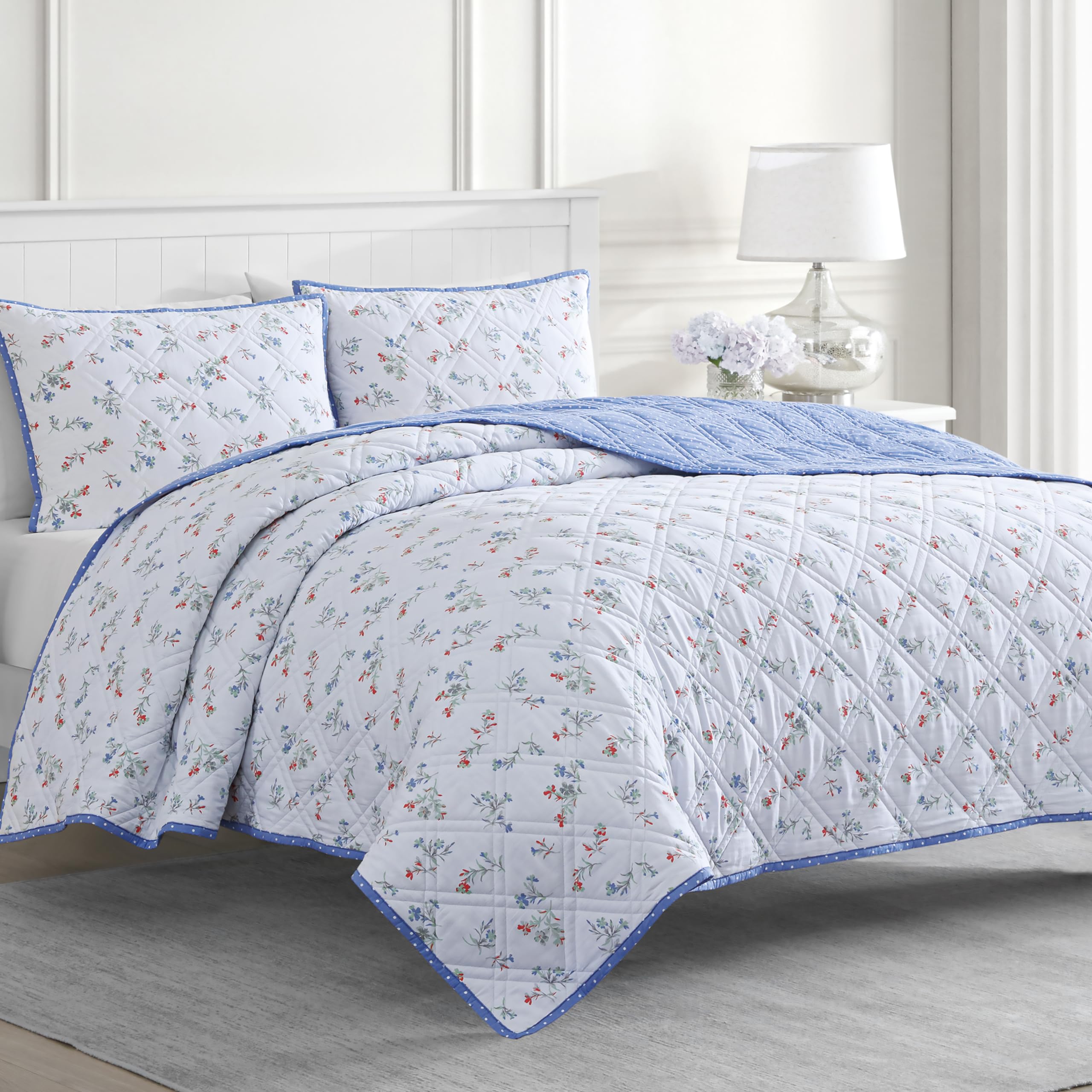 Martha Stewart - Brandclub - Martha Stewart 100% Cotton 3 Piece Reversible  Quilt Set, Washed, Percale, Light Blue/White, 1 Quilt, 2 King Shams, Soft  and Breathable, Lightweight, Ditsy Floral Printed Bedspread, King Size, image size:2560x2560