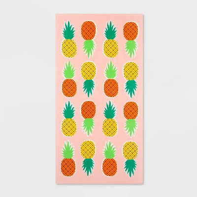 Sun Squad - Brandclub - Printed Pineapple Beach Towel Pink