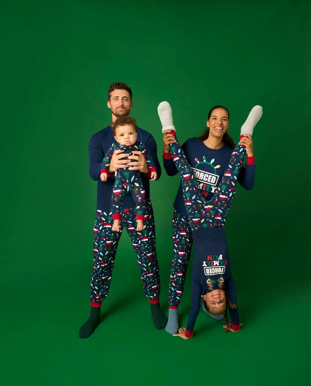 Family Matching Christmas Pajamas - Santa Claus Pattern Sleepwear For Men, Women & Kids (Penguin-Mom, XX-Large)