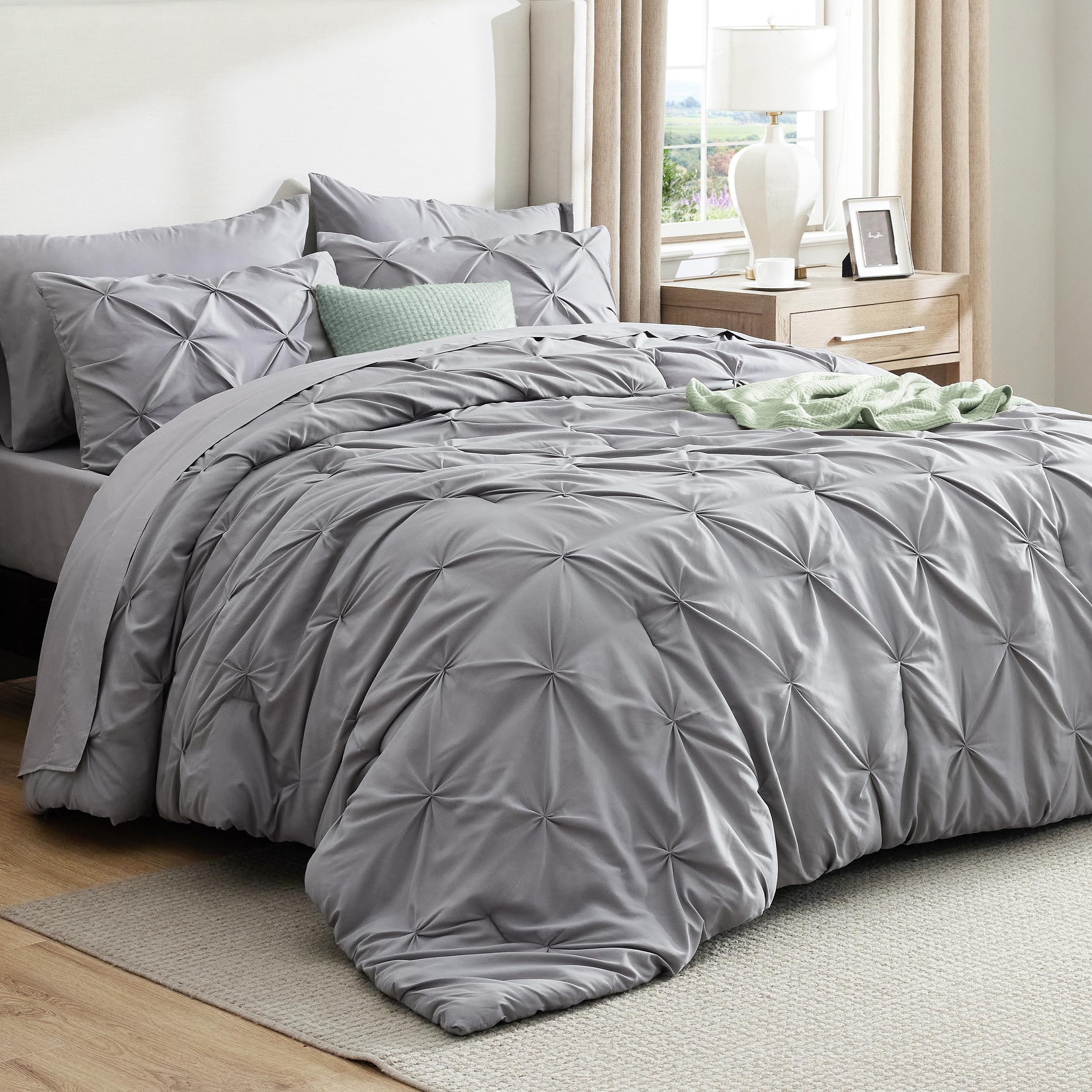 Bedsure - Brandclub - Bedsure Queen Comforter Set - Taupe Soft Bedding for  All Seasons, Cationic Dyed Bed Set, 3 Pieces, 1 Queen Size Comforter  (90\, image size:2500x2500