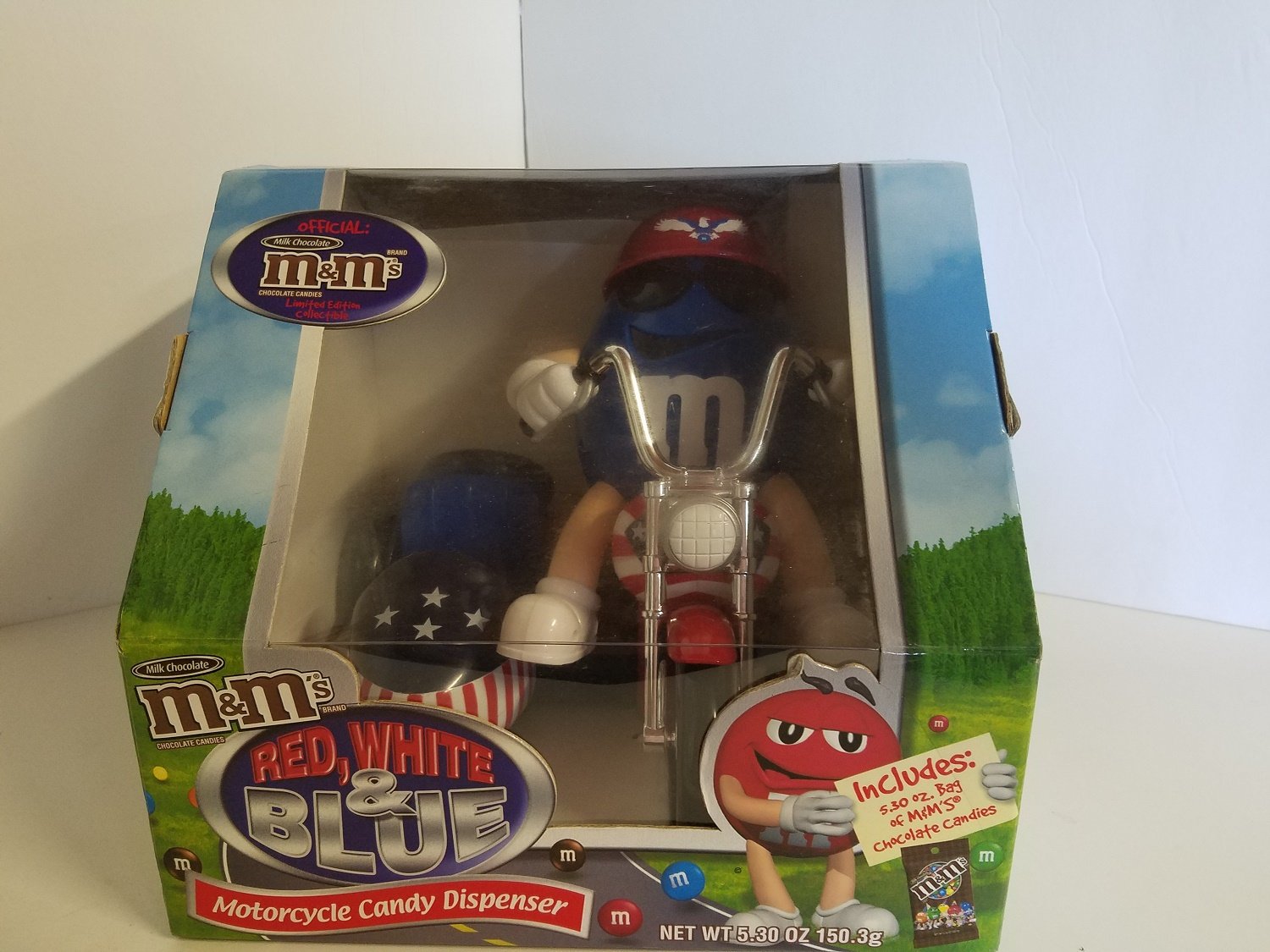 ◆M&M◆ M&M'S - Brandclub - M&M'S LA-Z-BOY Dispenser