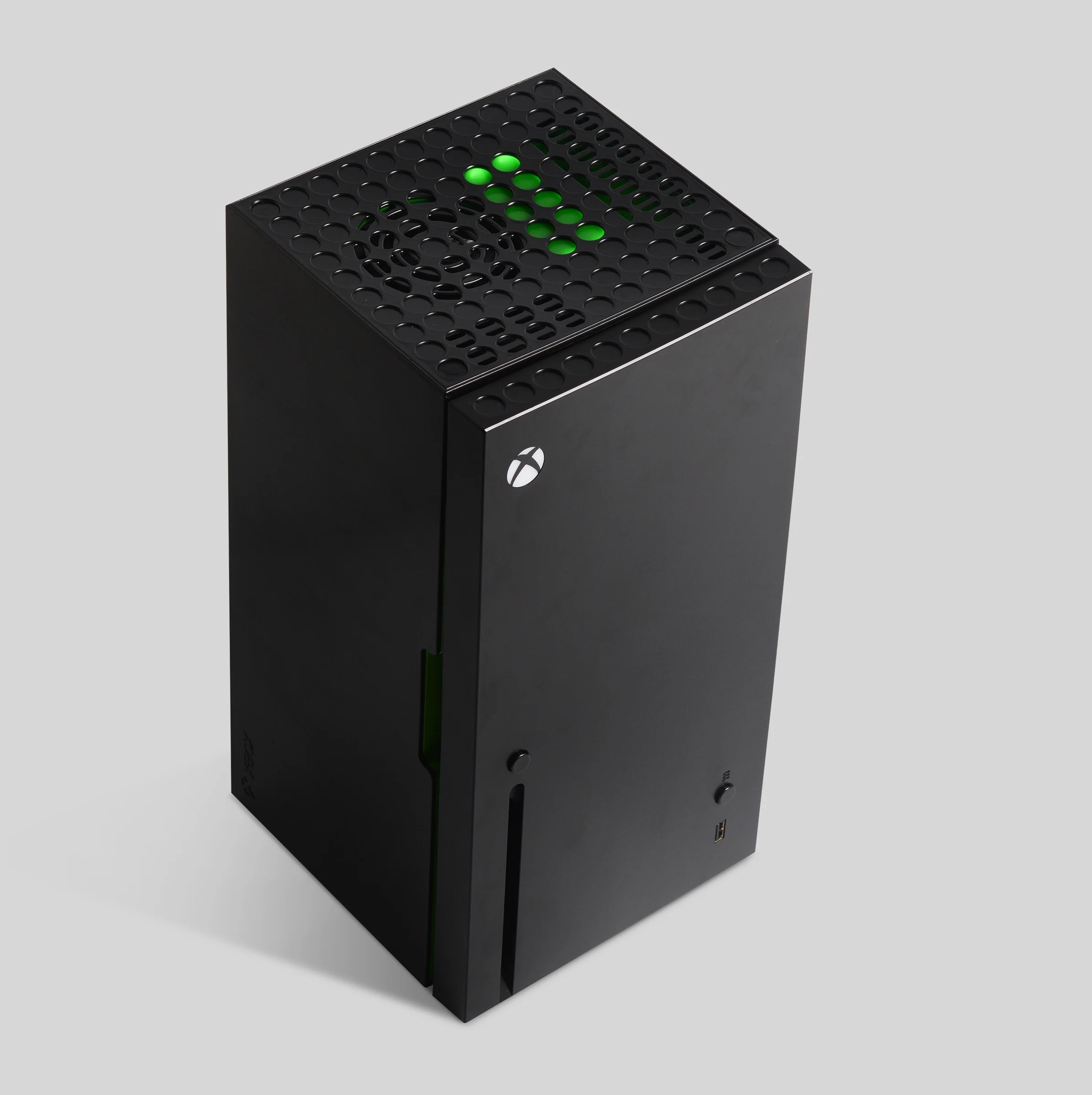 冷蔵庫・冷凍庫 XBOX Series X Replica 8 Can Mini Fridge NRDP1RQWB.jpg