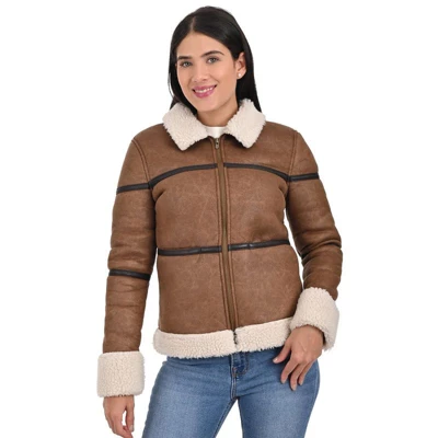 thumbnail interactive-video image 1 of I Tested The Best Women's Light Jean Jacket And It's A Must-Have For 1 of 1