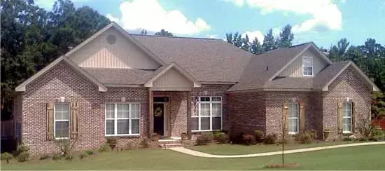 Traditional house plans 103-125 - front exterior, 2,360 sq ft, 3 bed, 2 bath house plans | Monster House Plans