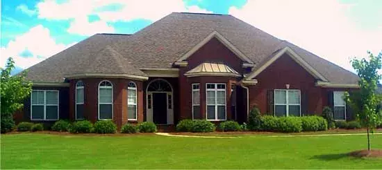 Traditional house plans 103-192 - front exterior, 2,540 sq ft, 4 bed, 2 bath house plans | Monster House Plans