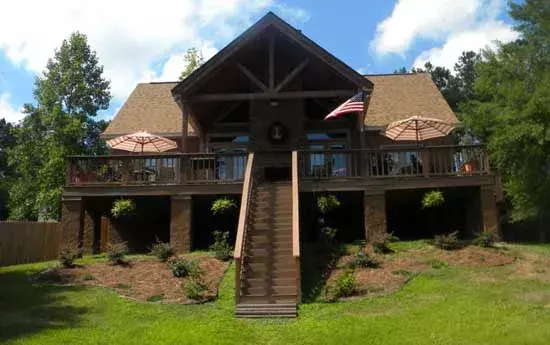 Mountain Rustic house plans 103-201 - front exterior, 1,375 sq ft, 2 bed, 2 bath house plans | Monster House Plans