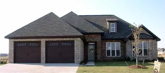Traditional house plans 103-248 - front exterior, 2,259 sq ft, 4 bed, 3 bath house plans | Monster House Plans