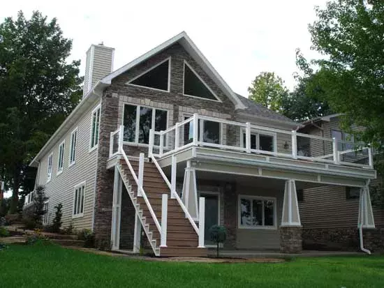 Traditional house plans 104-107 - front exterior, 1,634 sq ft, 4 bed, 3 bath house plans | Monster House Plans