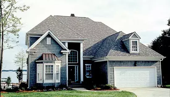 Traditional house plans 106-244 - front exterior, 2,552 sq ft, 3 bed, 2 bath house plans | Monster House Plans