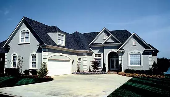 Traditional house plans 106-253 - front exterior, 4,681 sq ft, 4 bed, 4 bath house plans | Monster House Plans