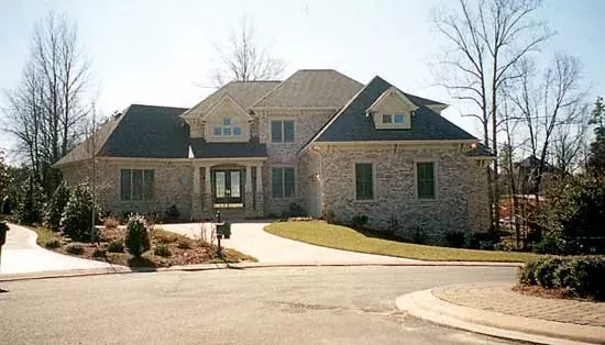 Traditional house plans 106-494 - front exterior, 5,351 sq ft, 4 bed, 4 bath house plans | Monster House Plans