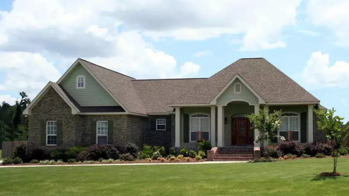 Traditional house plans 2-281 - front exterior, 2,118 sq ft, 4 bed, 2 bath house plans | Monster House Plans