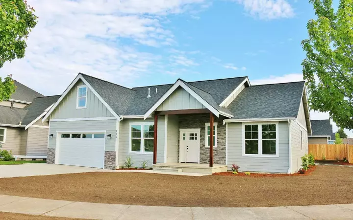 Northwest house plans 20-127 - front exterior, 1,878 sq ft, 3 bed, 2 bath house plans | Monster House Plans