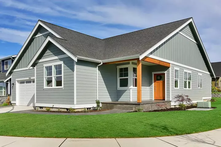 Craftsman house plans 20-136 - front exterior, 1,852 sq ft, 3 bed, 2 bath house plans | Monster House Plans