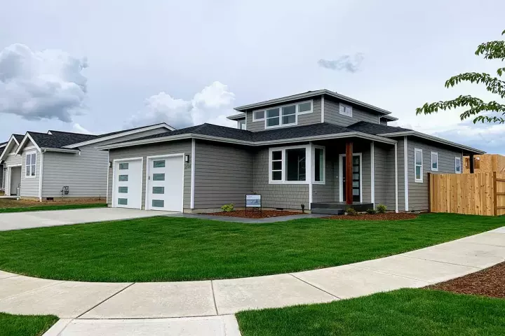 Contemporary house plans 20-175 - front exterior, 2,056 sq ft, 3 bed, 2 bath house plans | Monster House Plans