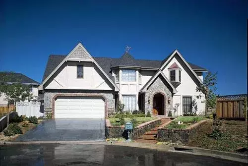 European house plans 46-213 - front exterior, 2,475 sq ft, 4 bed, 2 bath house plans | Monster House Plans