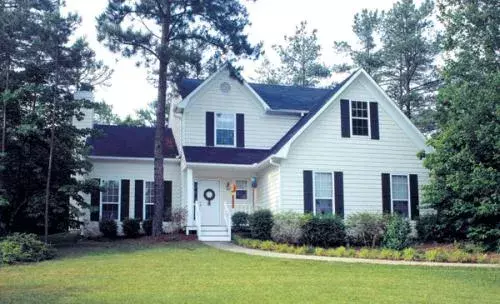 Traditional house plans 46-497 - front exterior, 1,944 sq ft, 3 bed, 2 bath house plans | Monster House Plans