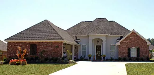 Country house plans 47-285 - front exterior, 1,931 sq ft, 3 bed, 2 bath house plans | Monster House Plans