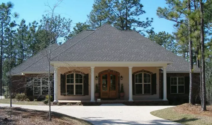 Southern house plans 50-138 - front exterior, 2,800 sq ft, 4 bed, 2 bath house plans | Monster House Plans