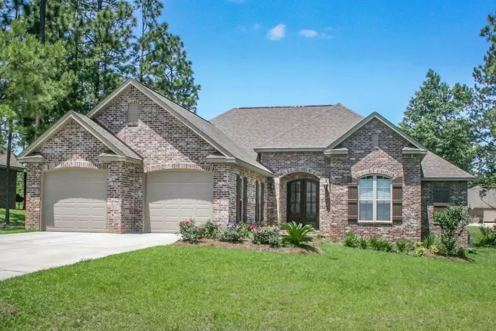 Southern house plans 50-338 - front exterior, 2,000 sq ft, 4 bed, 2 bath house plans | Monster House Plans