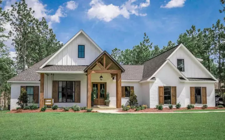 Craftsman house plans 50-381 - front exterior, 2,373 sq ft, 4 bed, 2 bath house plans | Monster House Plans