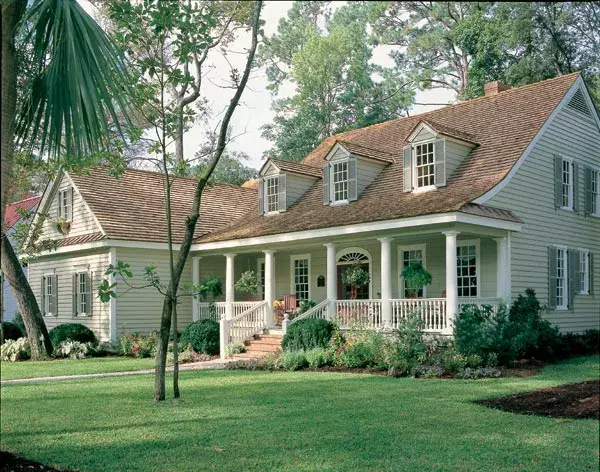 Southern house plans 57-197 - front exterior, 2,151 sq ft, 3 bed, 2 bath house plans | Monster House Plans