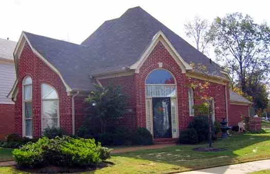 European house plans 6-1640 - front exterior, 1,844 sq ft, 3 bed, 2 bath house plans | Monster House Plans