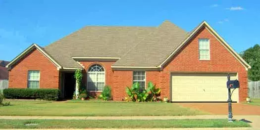 European house plans 6-1690 - front exterior, 1,668 sq ft, 3 bed, 2 bath house plans | Monster House Plans