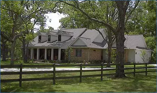 Southern house plans 62-168 - front exterior, 3,298 sq ft, 3 bed, 2 bath house plans | Monster House Plans