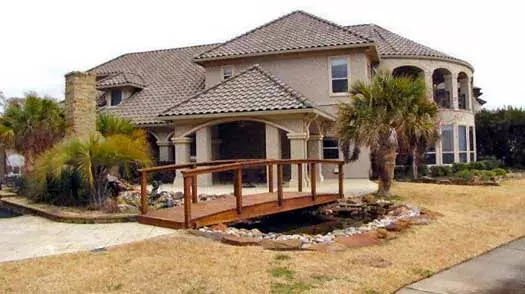 Mediterranean house plans 63-121 - front exterior, 2,495 sq ft, 2 bed, 3 bath house plans | Monster House Plans