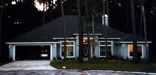 Traditional house plans 71-323 - front exterior, 2,428 sq ft, 4 bed, 3 bath house plans | Monster House Plans