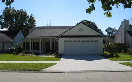 Traditional house plans 71-547 - front exterior, 1,496 sq ft, 3 bed, 2 bath house plans | Monster House Plans